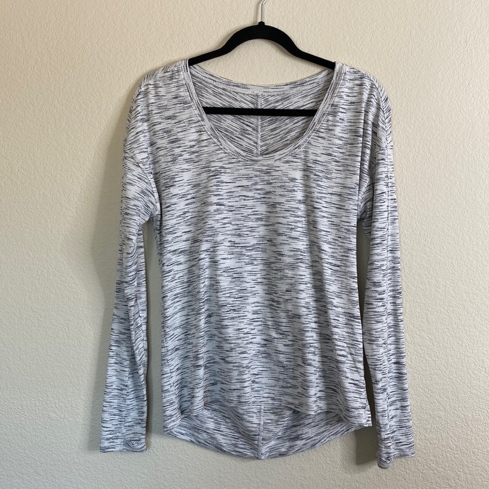 Lululemon Athletica top long-sleeve grey heathered Sz ?
